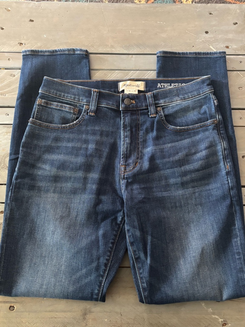 NWOT Coolmax Athletic Fit Men’s Jeans Blue Wash  32x34